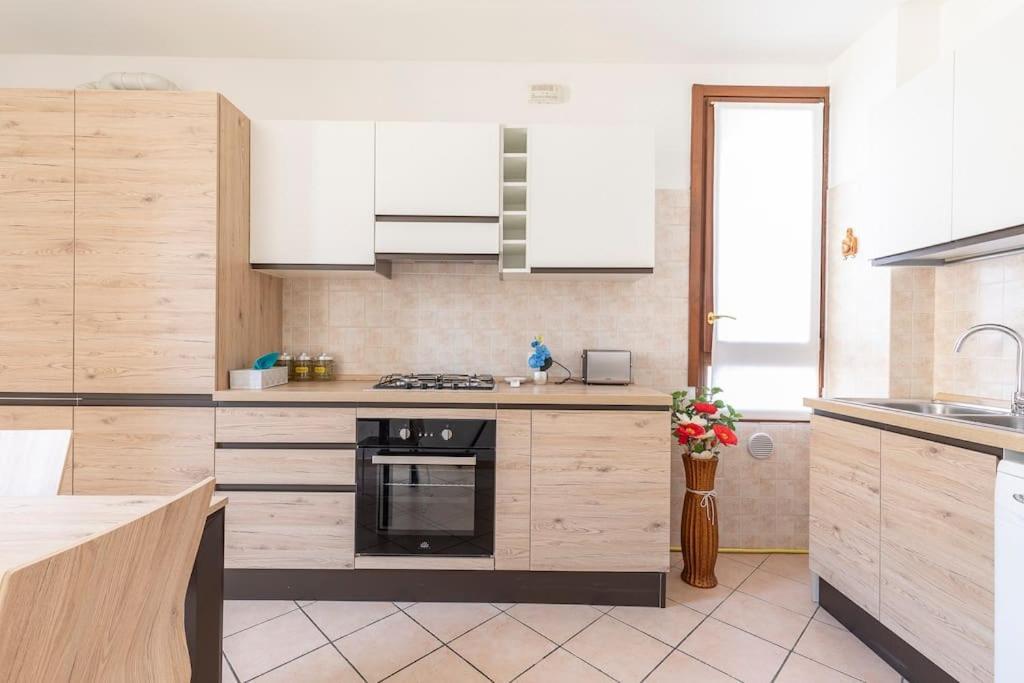 Residenza Sirtori Free Parking Apartman Verona Kültér fotó