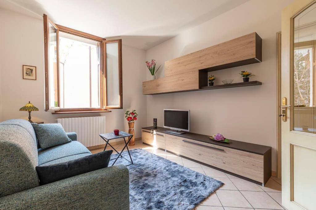 Residenza Sirtori Free Parking Apartman Verona Kültér fotó