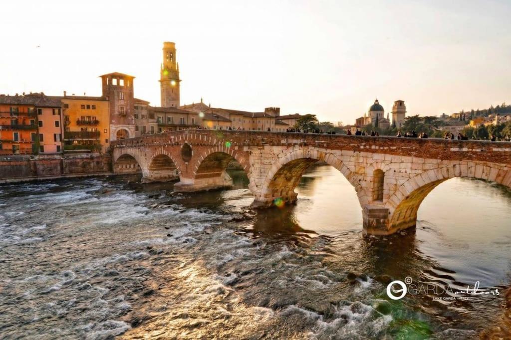 Residenza Sirtori Free Parking Apartman Verona Kültér fotó