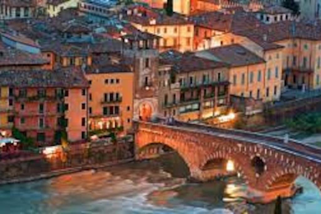 Residenza Sirtori Free Parking Apartman Verona Kültér fotó