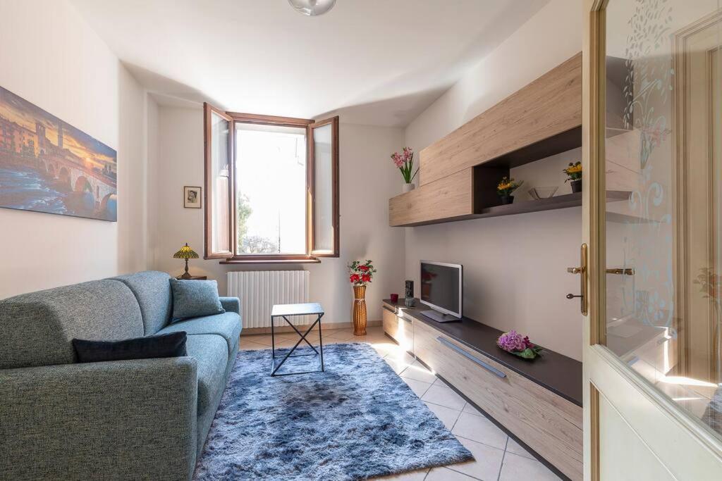 Residenza Sirtori Free Parking Apartman Verona Kültér fotó